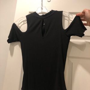 🌸BOGO🌸 Open shoulder bodysuit with opening on chest